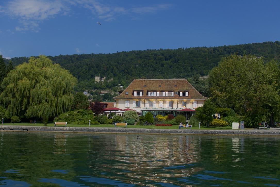 لا نوفيل Hotel Jean-Jacques Rousseau المظهر الخارجي الصورة